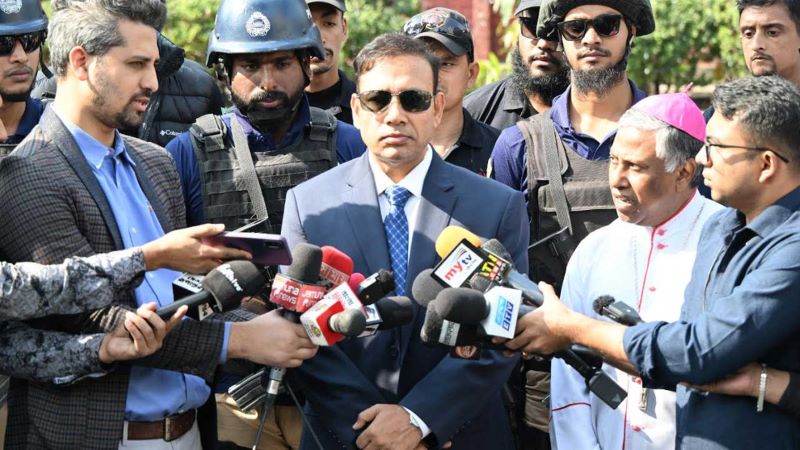 বড়দিনের নিরাপত্তার দায়িত্বে সোয়াত-বোম্ব ডিসপোজাল টিম-স্পেশালাইজড ইউনিট